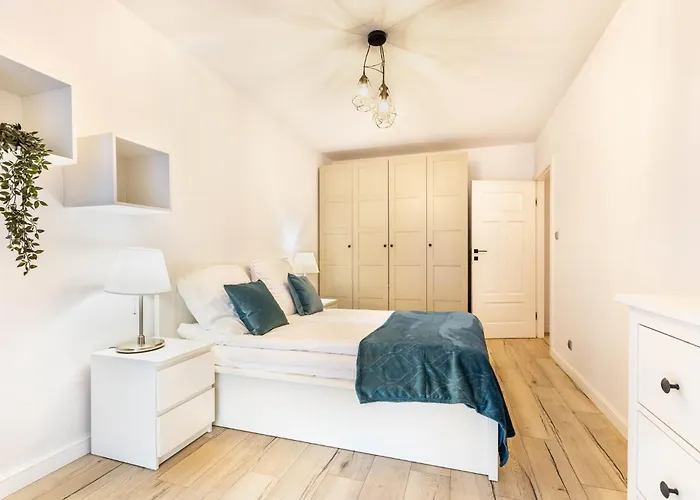 10w Free Private Parking