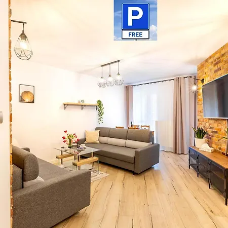 10w Ostrow Tumski Free Private Parking Apartment Wroclaw